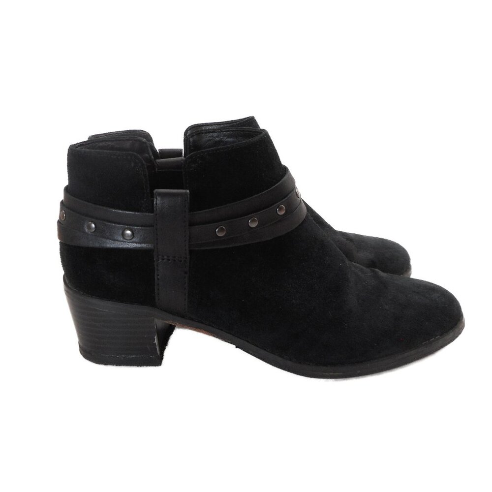 Clarks Women's 8 M Ankle Boots Black Suede Leather Pull-on Resoled